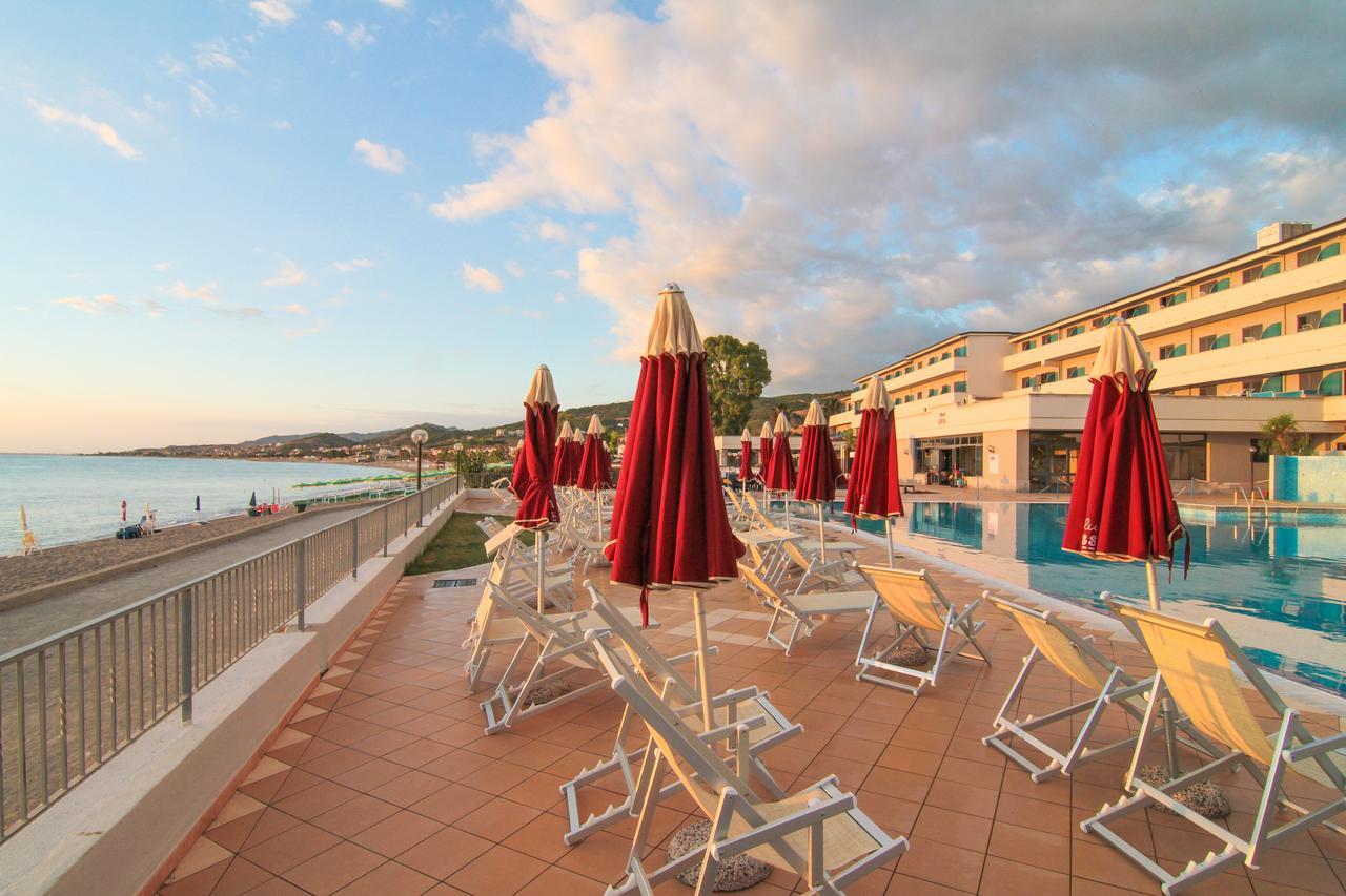 Club Esse Costa Dello Jonio Hotell Marina di Mandatoriccio Exteriör bild