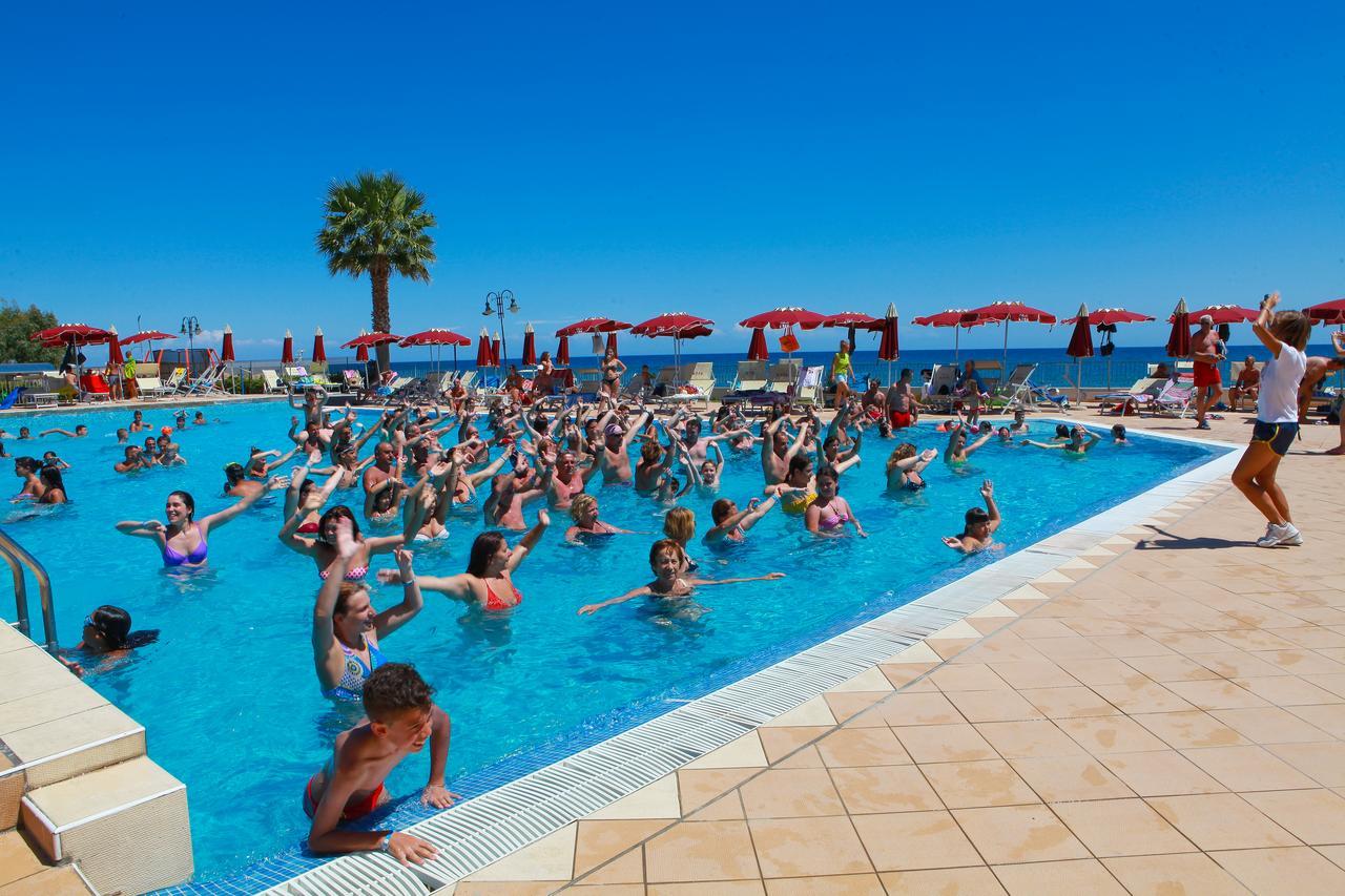 Club Esse Costa Dello Jonio Hotell Marina di Mandatoriccio Exteriör bild