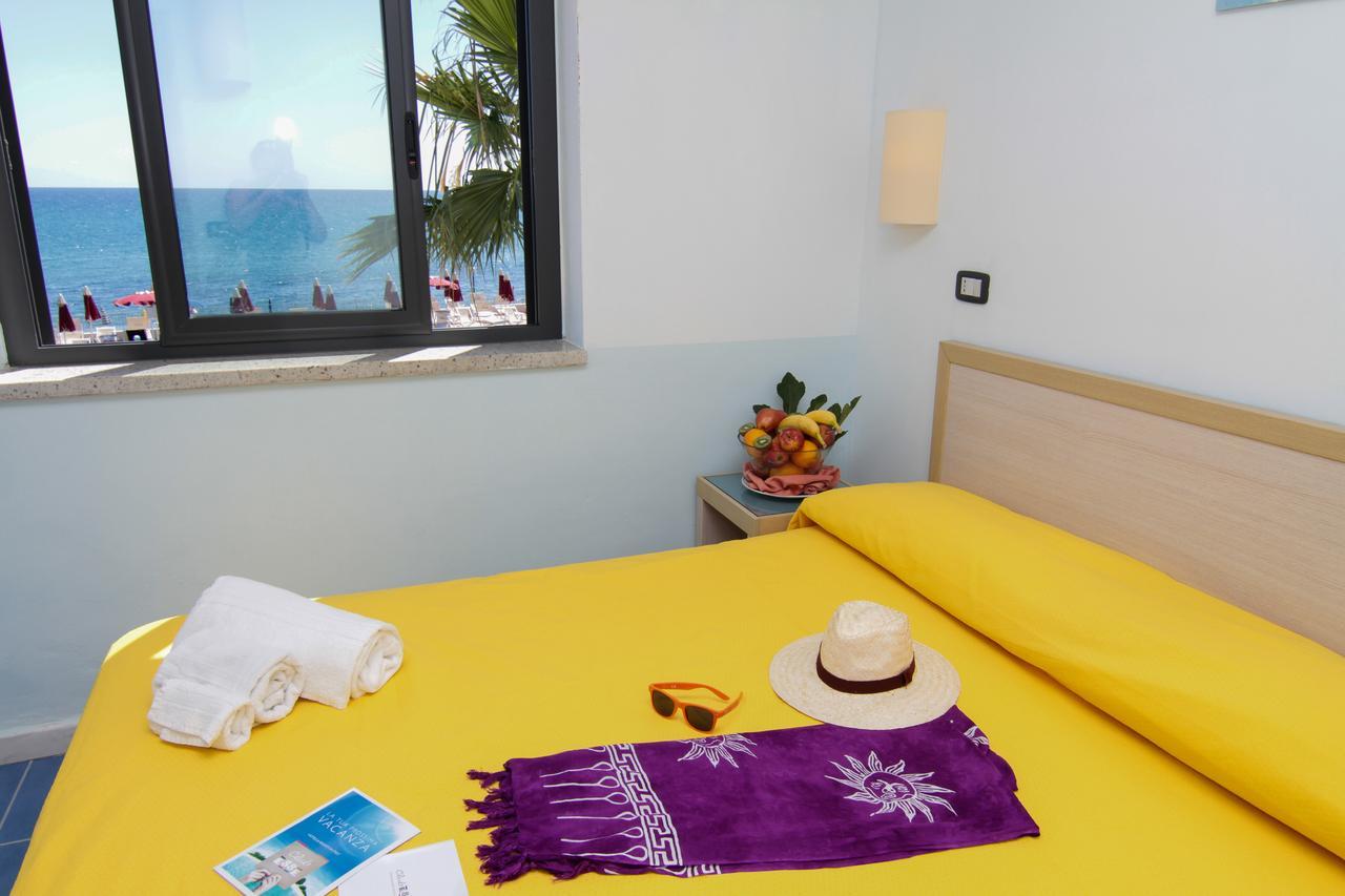 Club Esse Costa Dello Jonio Hotell Marina di Mandatoriccio Exteriör bild