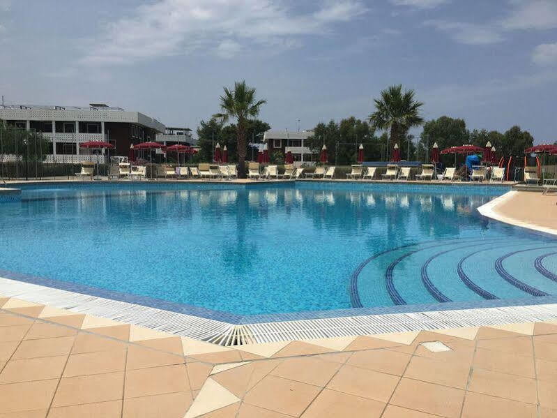 Club Esse Costa Dello Jonio Hotell Marina di Mandatoriccio Exteriör bild